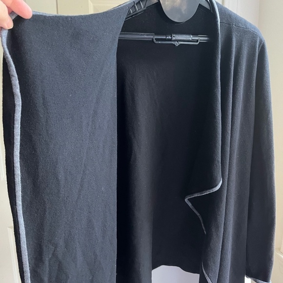 J. McLaughlin Sz L Black Gray Cardigan Sweater Open Cascade Soft Knit - Picture 4 of 9